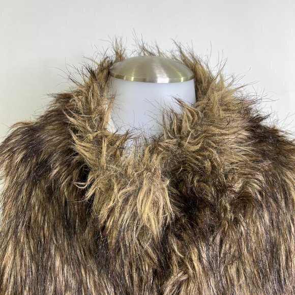 Faux Fur Sweater Vest M Reversible White Gray Tribal Aztec Southwestern Brown Us - Picture 3 of 12